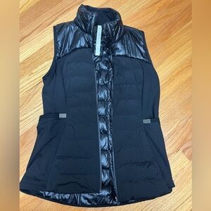 Lululemon puffer vest